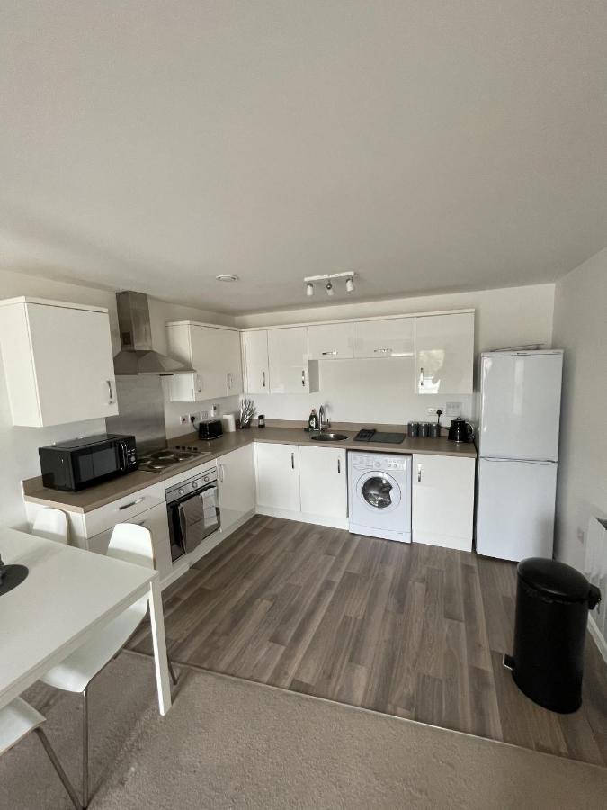 Modern 2-Bed Apartment In The Heart Of Salford Quays Luaran gambar